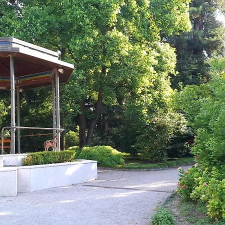 Lemily With Private Pool By Guide Willa *