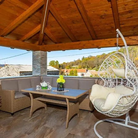 Lemily With Private Pool By Guide Willa