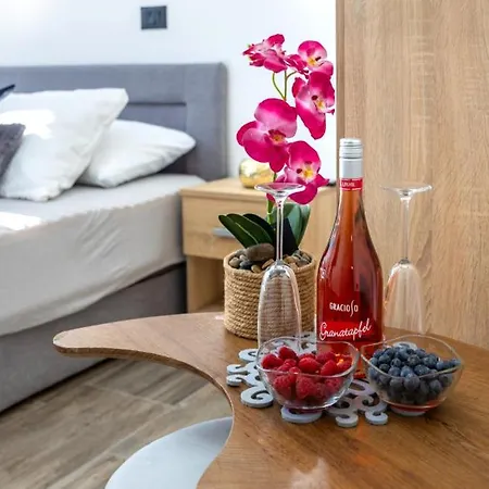 Willa Lemily With Private Pool By Guide *