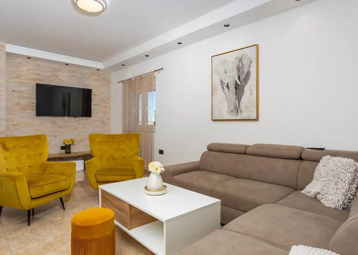 Lemily With Private Pool By Guide ヴィラ マトゥリ